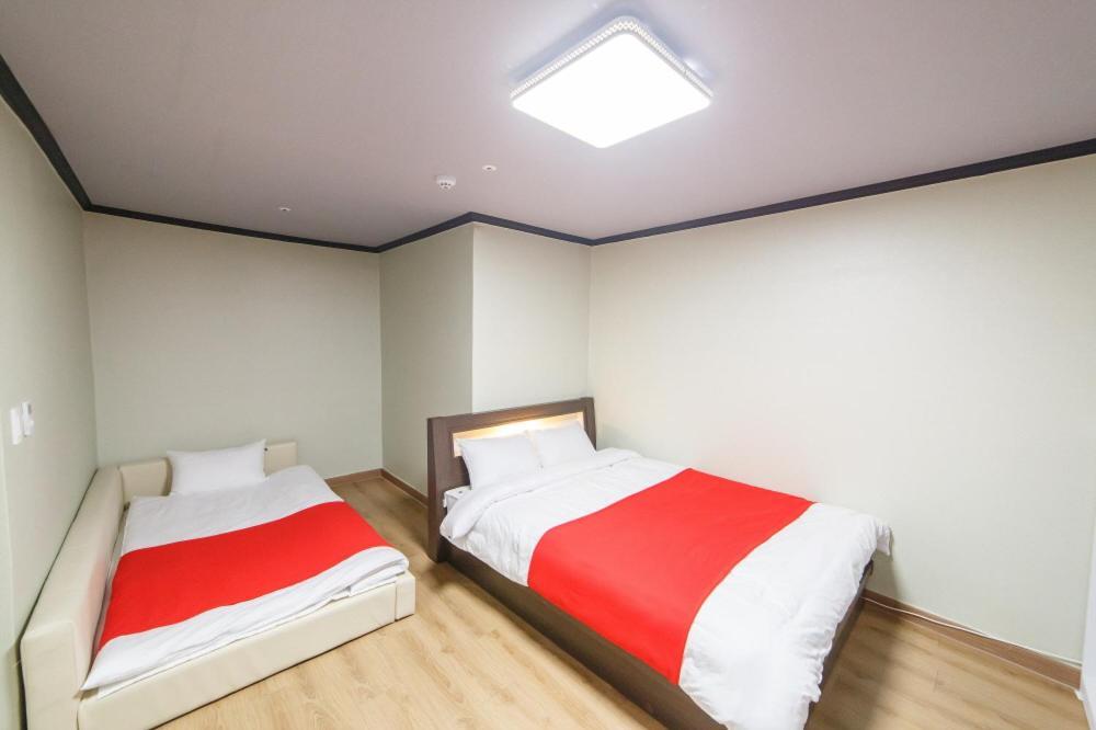 Hotel Castle Suncheon Bagian luar foto